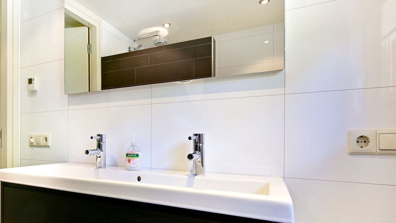 Photo of Bathroom in Reutum