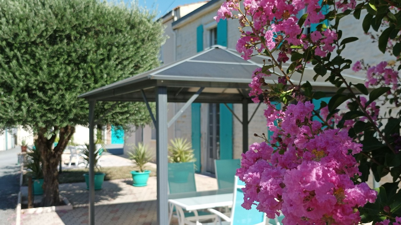 Photo of Outdoor in Saint-Hilaire-la-Palud