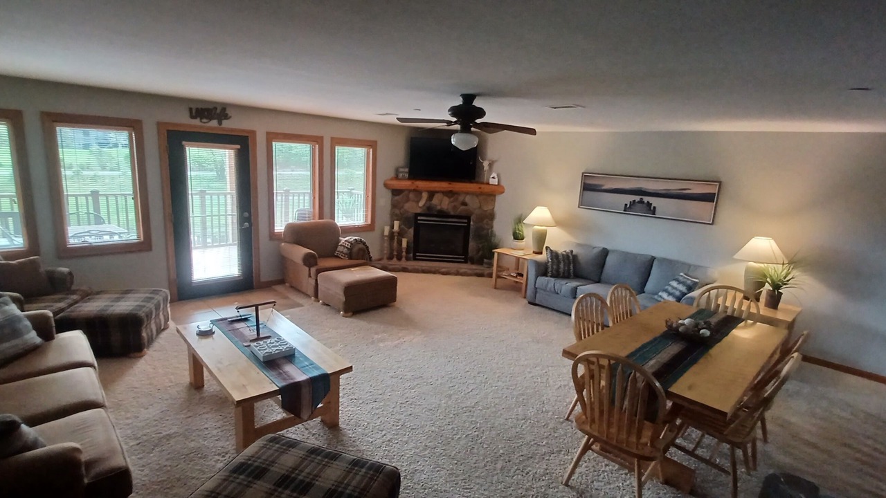 Photo of Livingroom in Arkdale