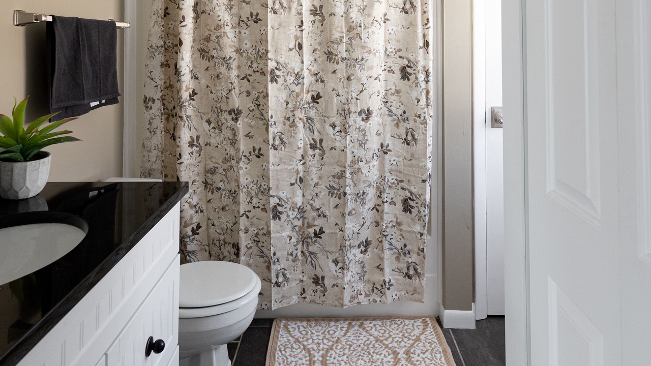 Photo of Bathroom in Smyrna