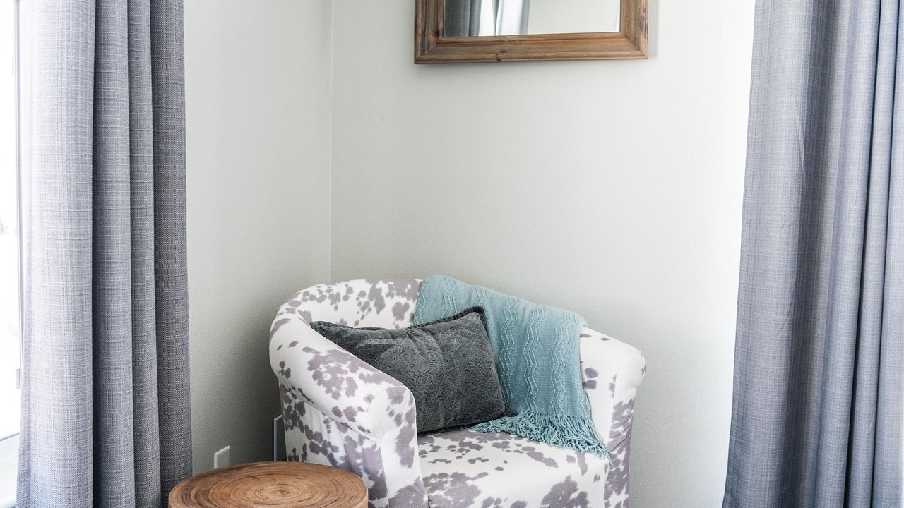 Photo of Livingroom in Harbor Village