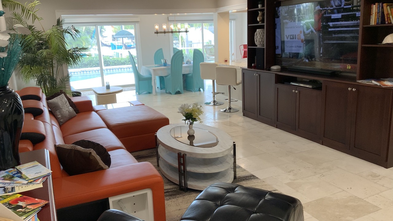 Photo of Livingroom in Trailer Estates