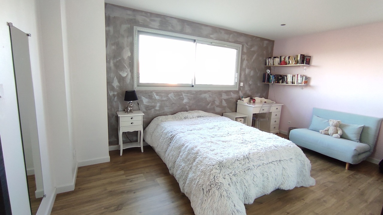 Photo of Bedroom in Theize