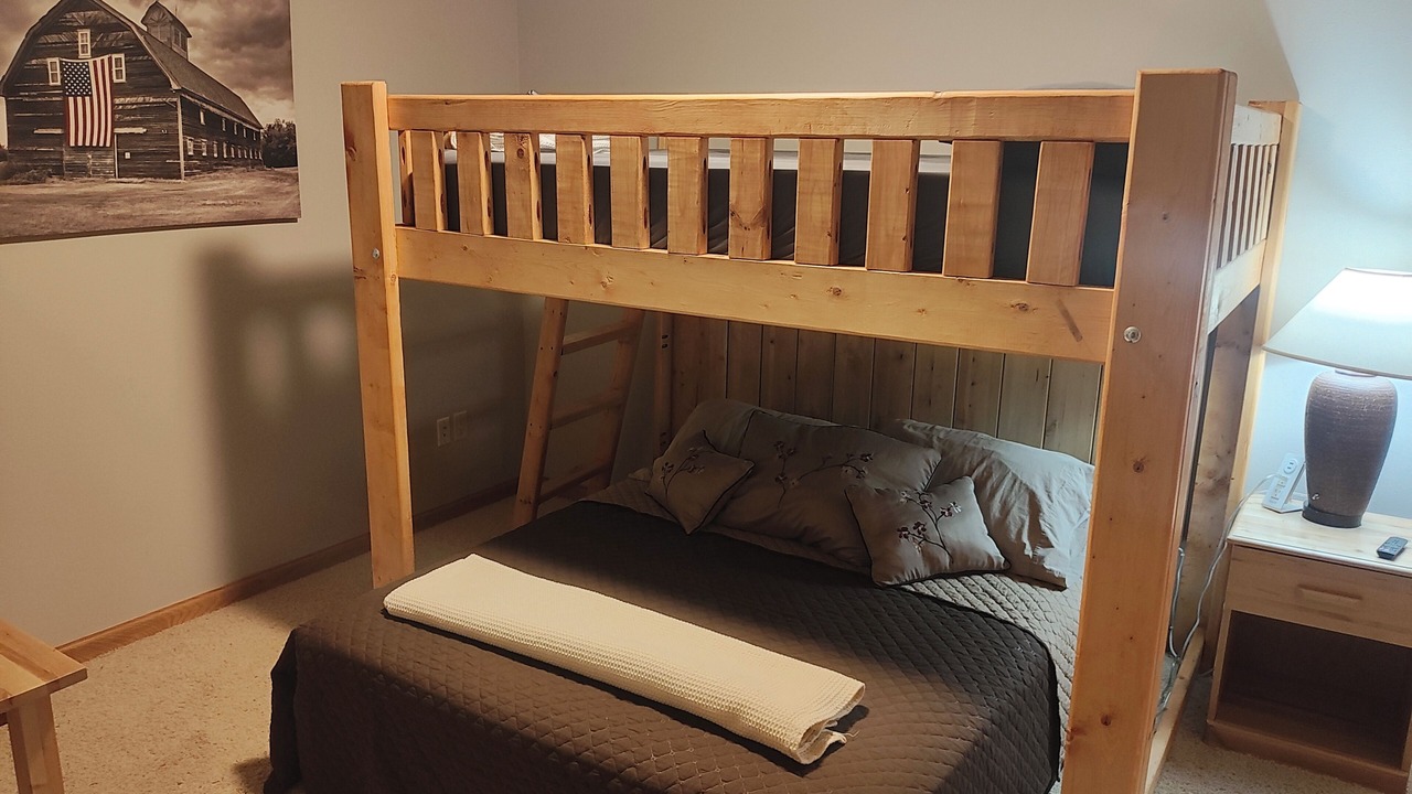 Photo of Bedroom in Arkdale