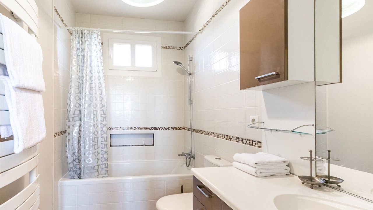 Photo of Bathroom in Cezac