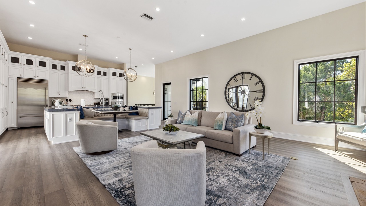 Photo of Livingroom in Bay Isle