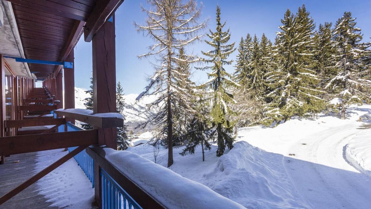 Photo of Outdoor in Arc-1800