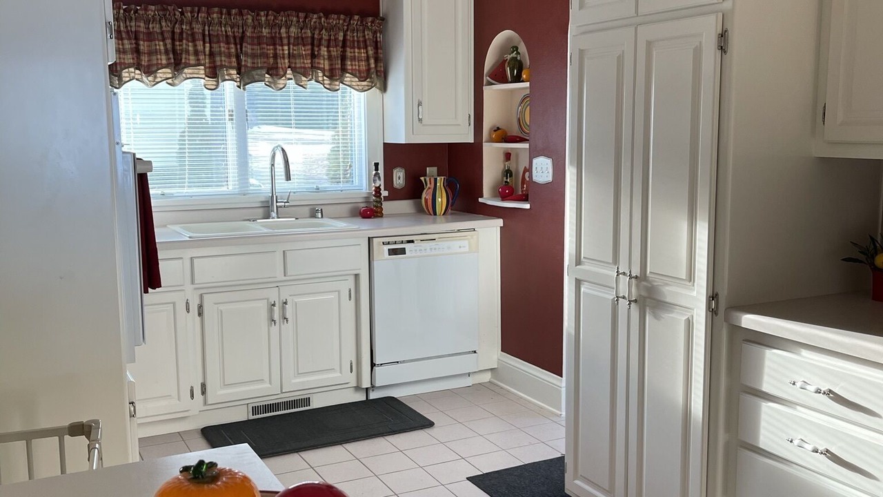 Photo of Kitchen in Black Wolf