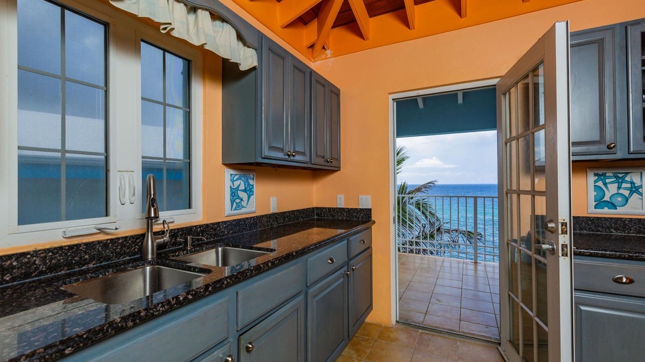 Photo of Kitchen in Cane Bay