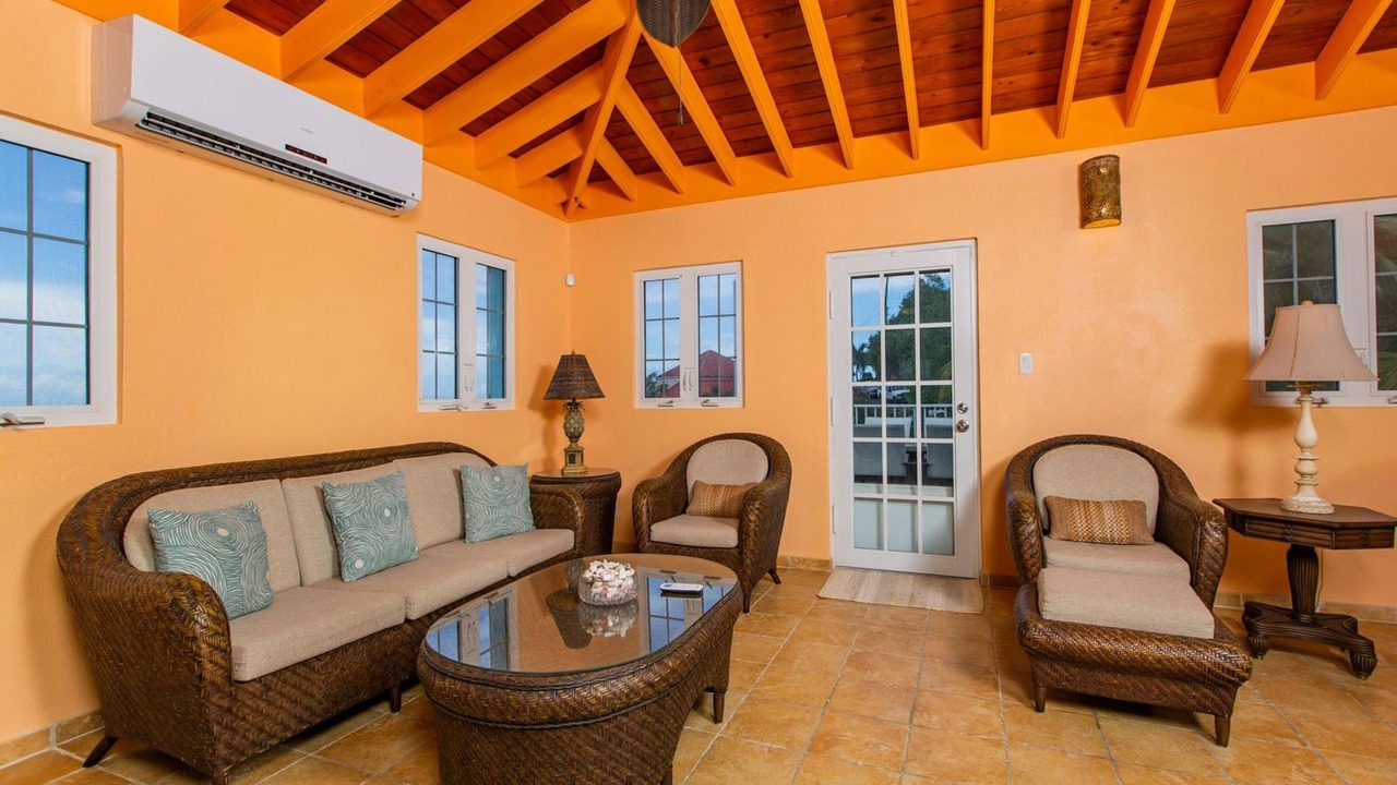Photo of Livingroom in Cane Bay