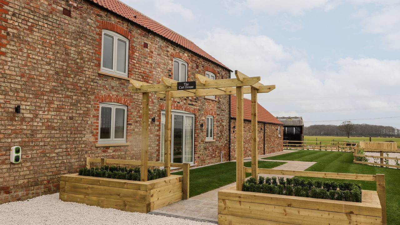 Photo of Outdoor in Low Catton