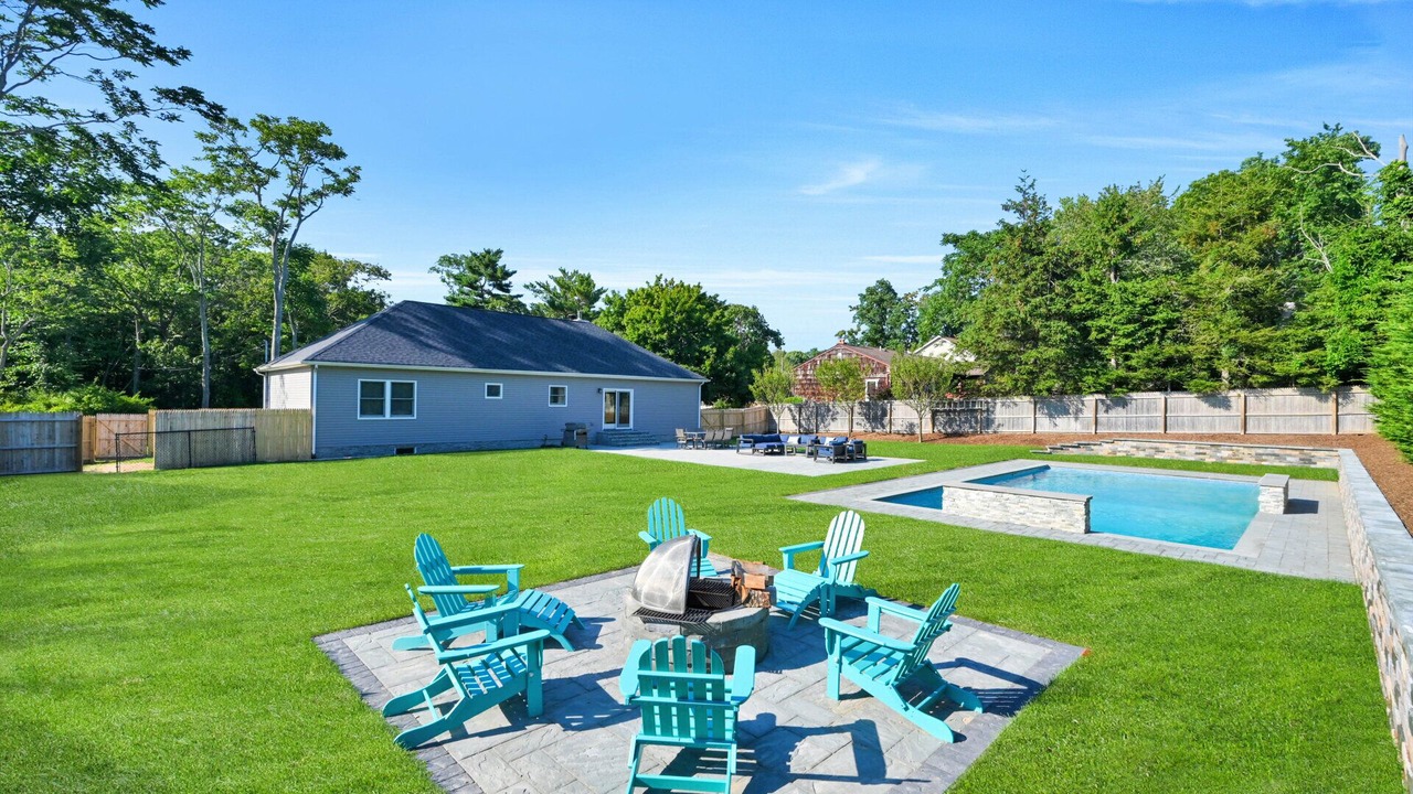 Photo of Patio Balcony in Greenport West