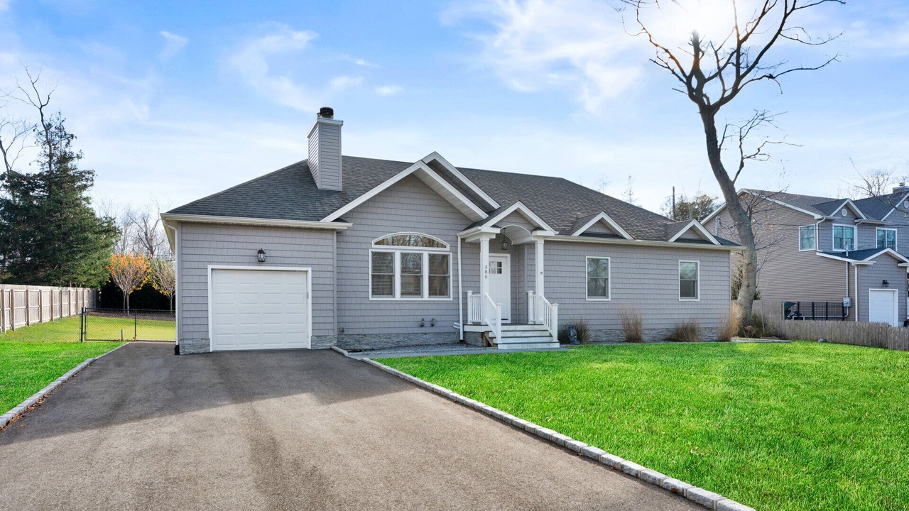 Photo of Outdoor in Greenport West