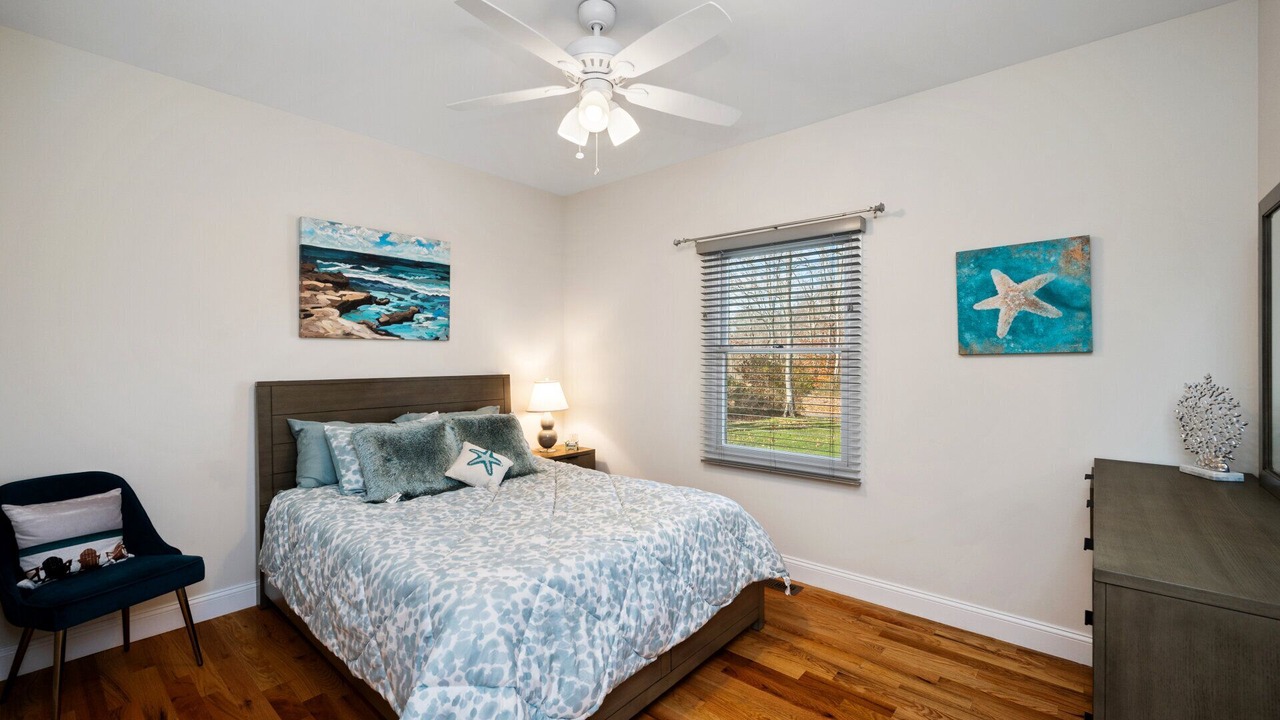 Photo of Bedroom in Greenport West