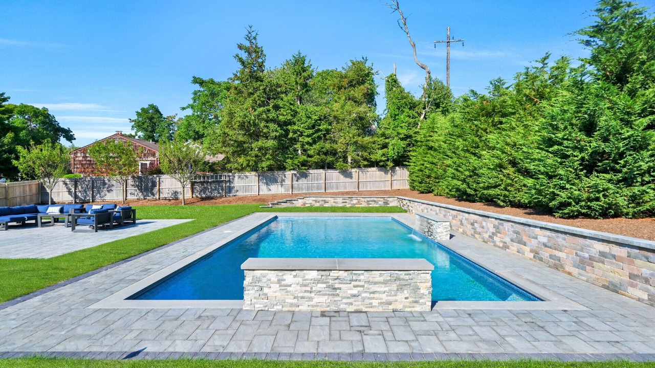 Photo of Outdoor in Greenport West