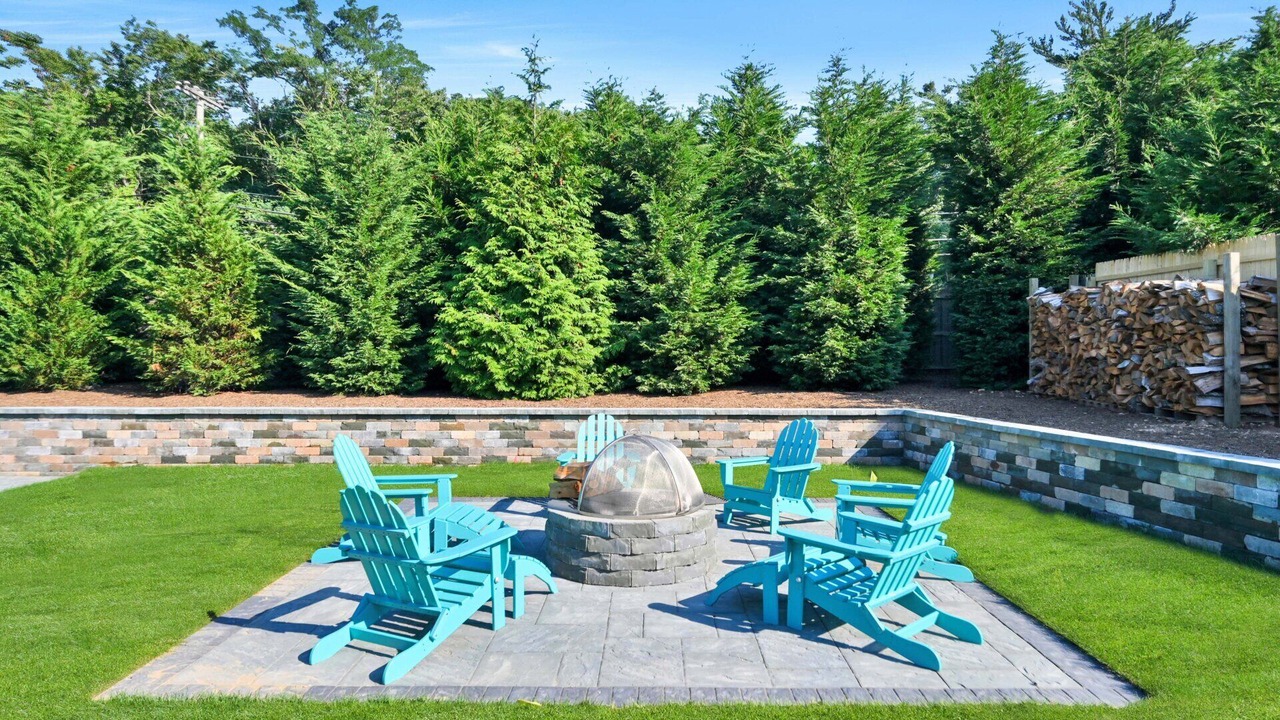 Photo of Outdoor in Greenport West