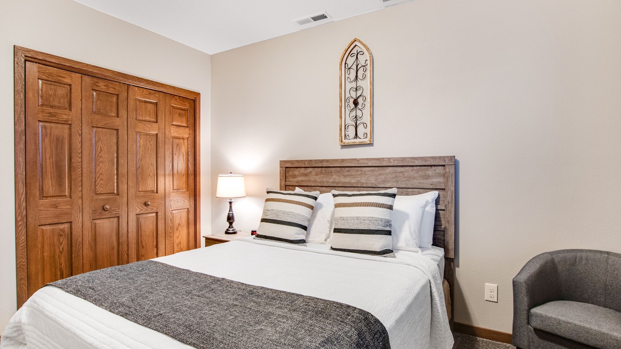 Photo of Bedroom in Arkdale