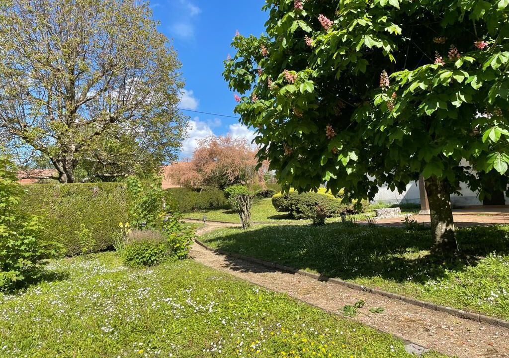 Photo of Outdoor in Huisseau-sur-Mauves
