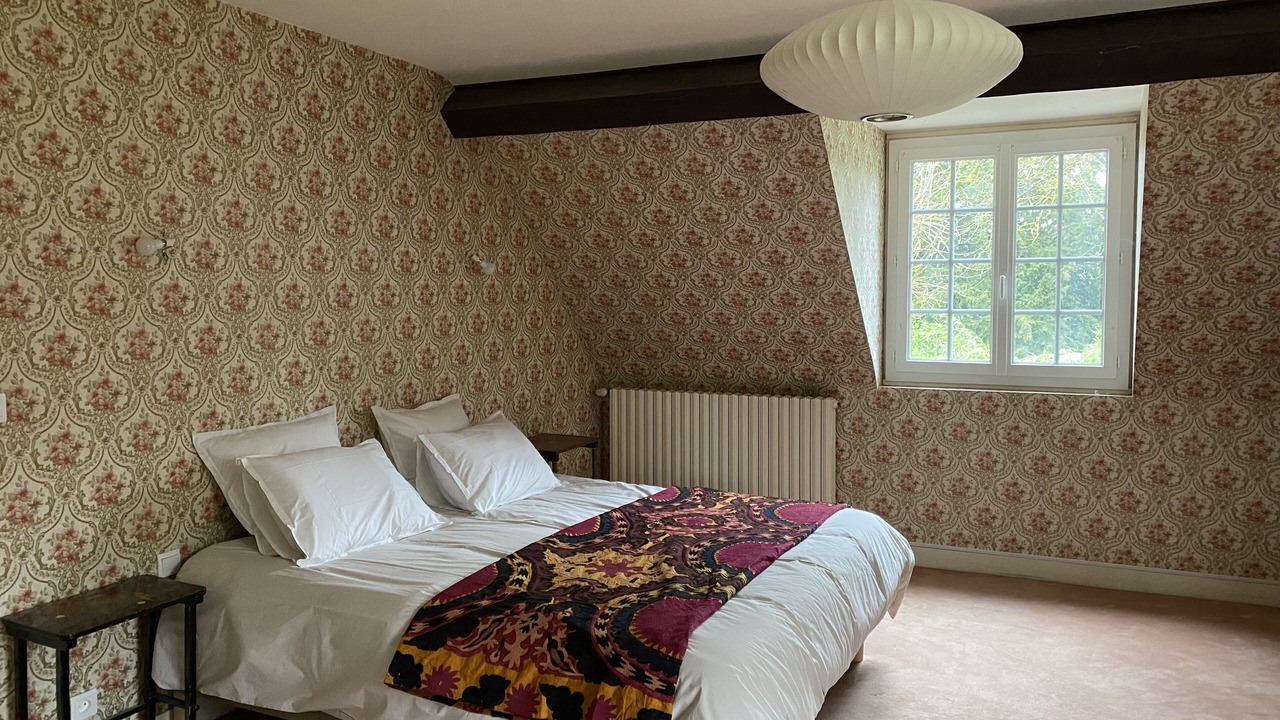 Photo of Bedroom in Huisseau-sur-Mauves
