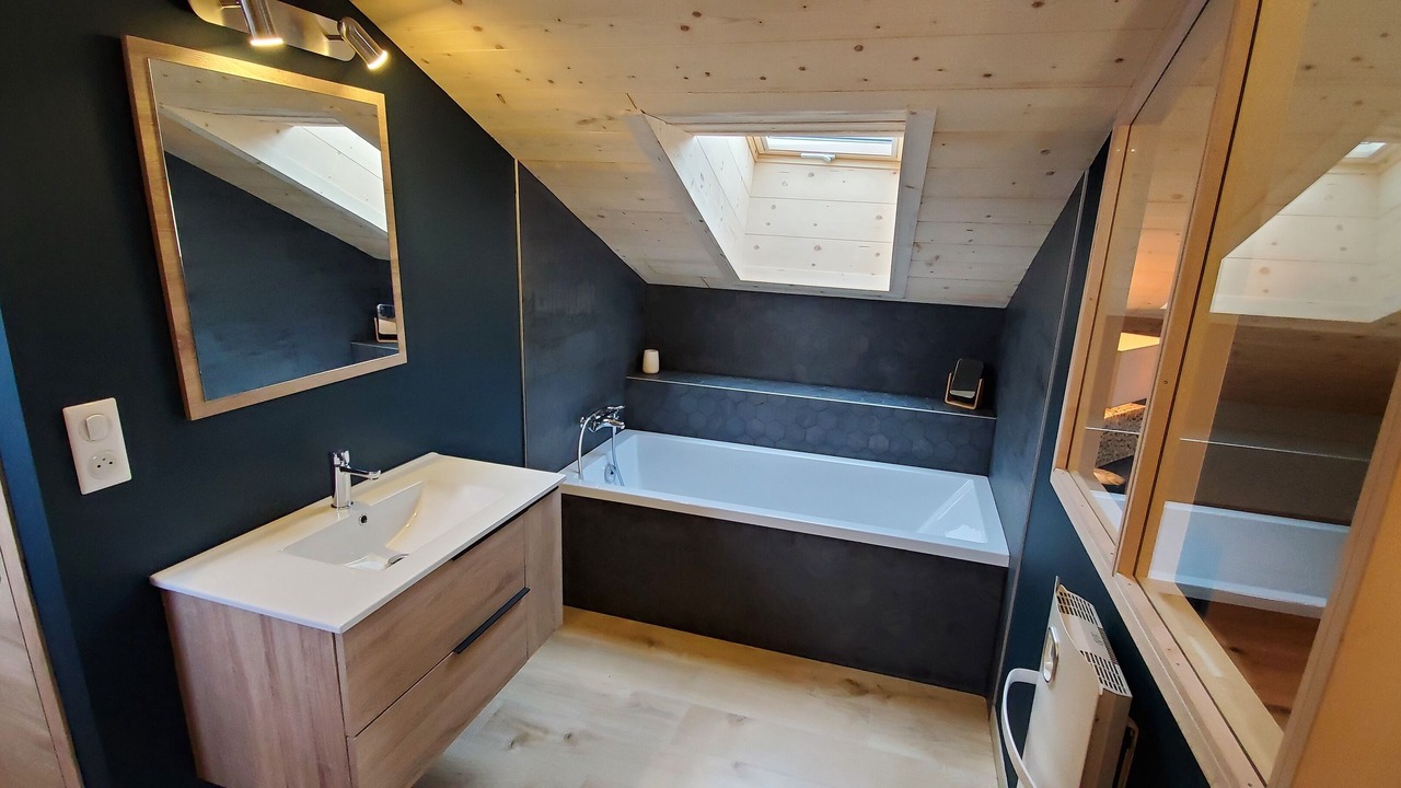 Photo of Bathroom in Embrun