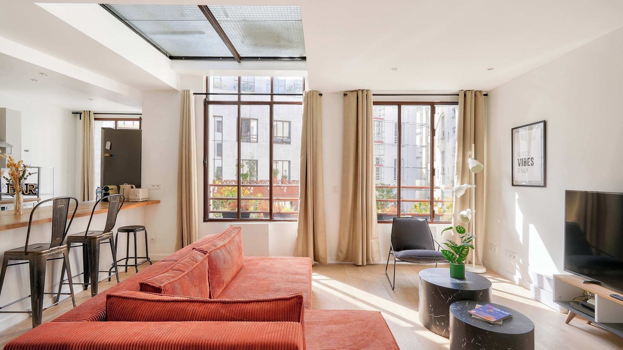 Photo of Livingroom in 11th Arrondissement