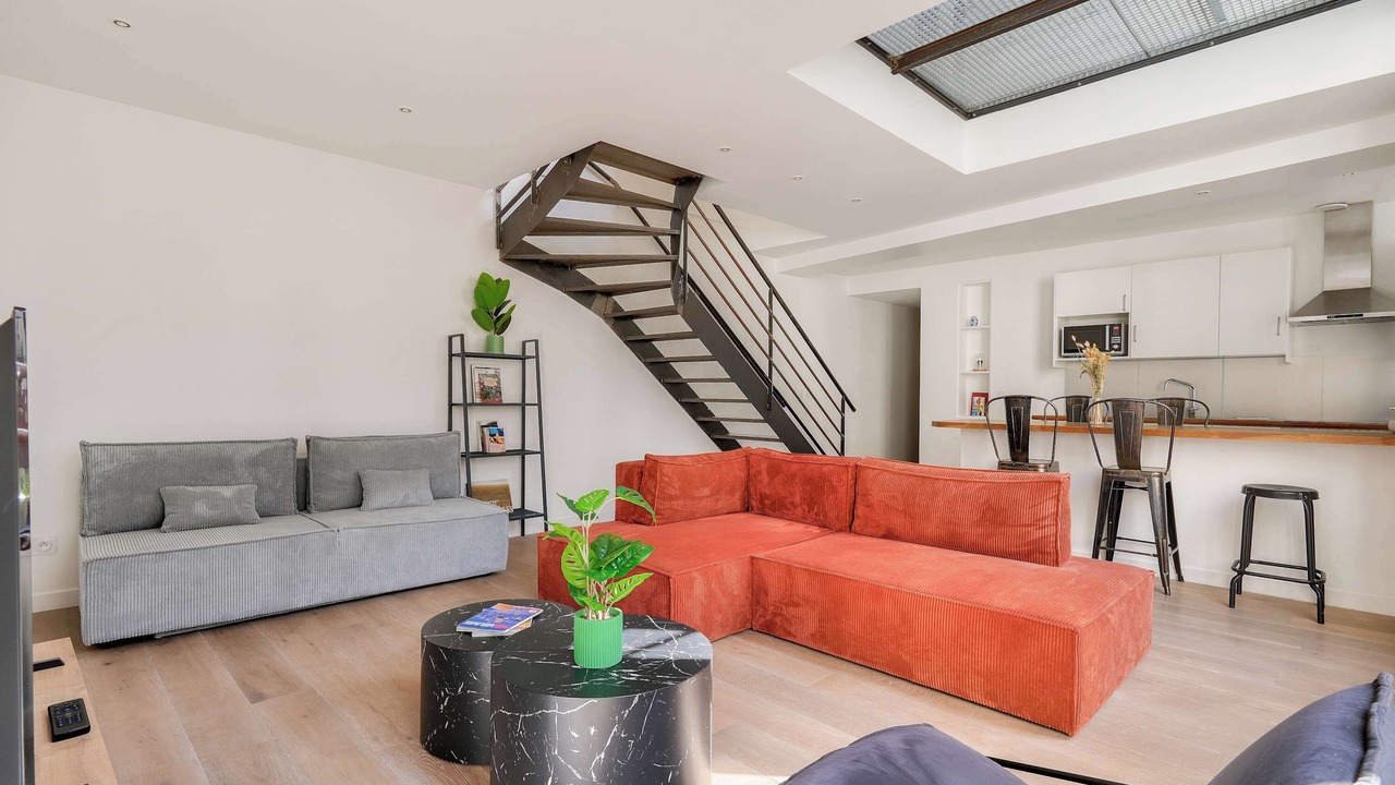 Photo of Livingroom in 11th Arrondissement