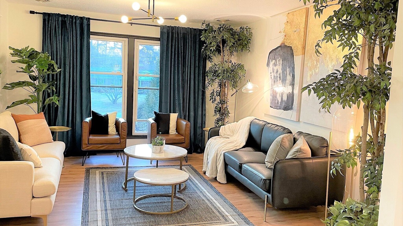Photo of Livingroom in Jamestown