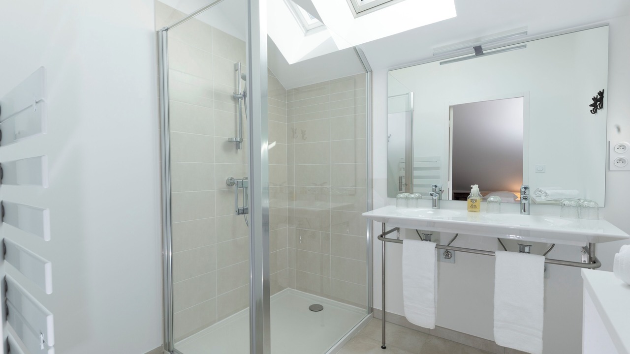 Photo of Bathroom in Chemery