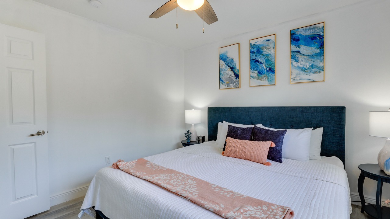 Photo of Bedroom in Indian Beach Sapphire Shores