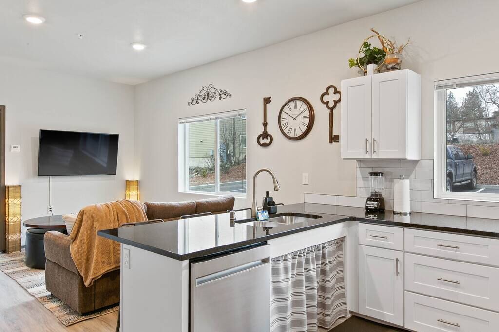 Photo of Kitchen in South Perry District