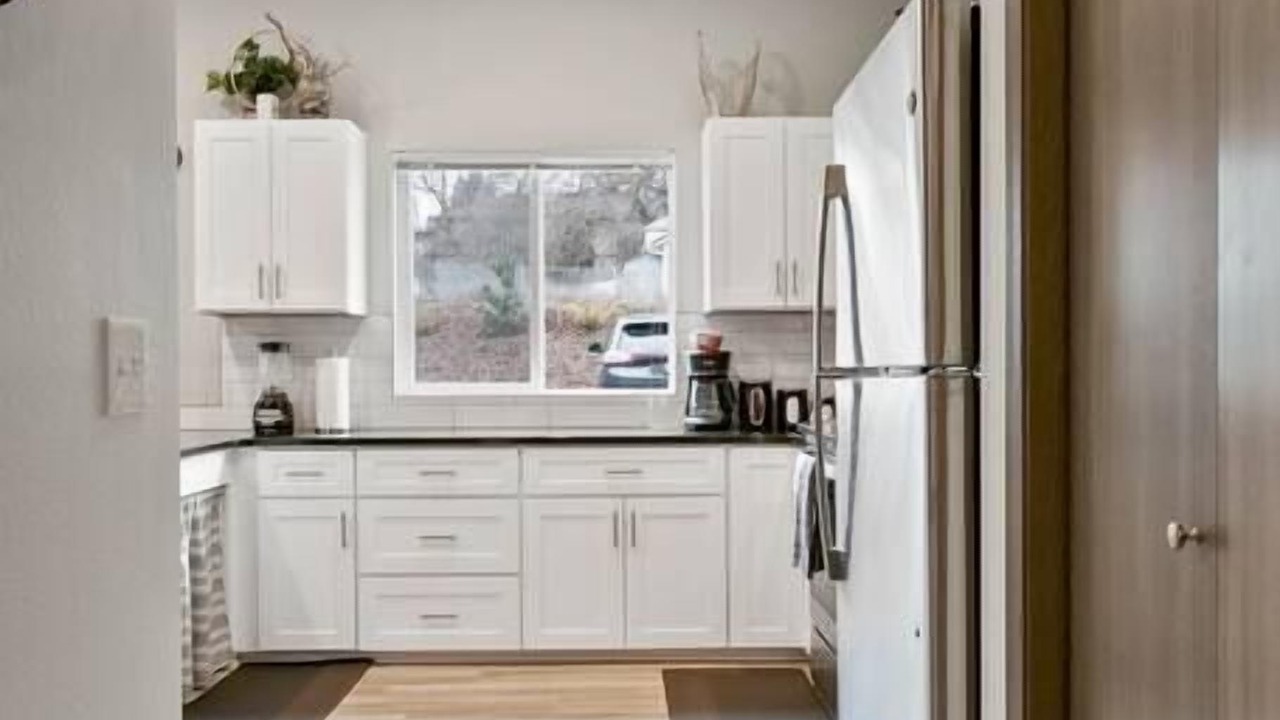Photo of Kitchen in South Perry District