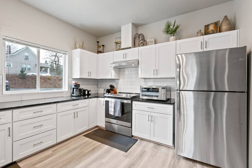 Photo of Kitchen in South Perry District