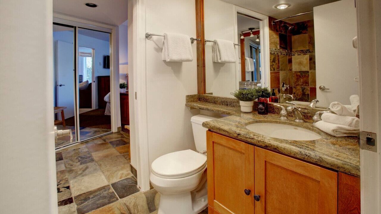 Photo of Bathroom in Upper Village