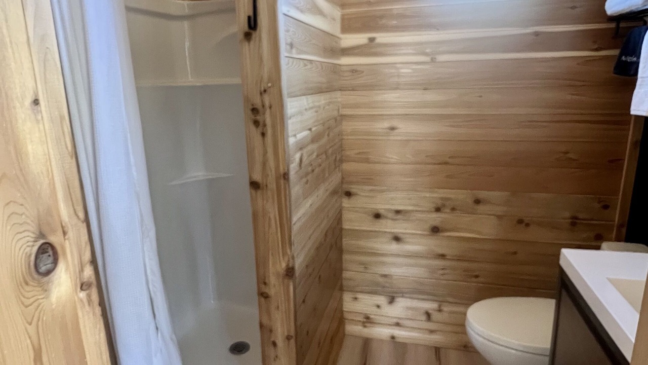 Photo of Bathroom in Logan