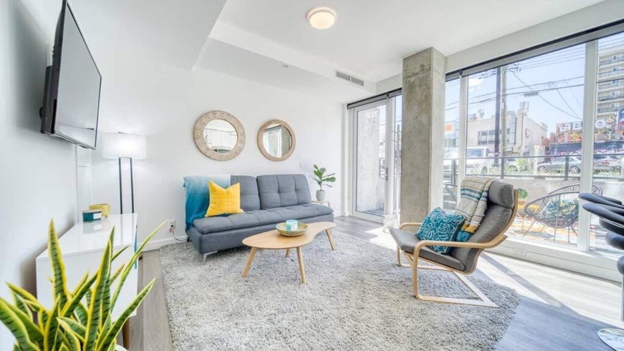 Photo of Livingroom in Sunnyside