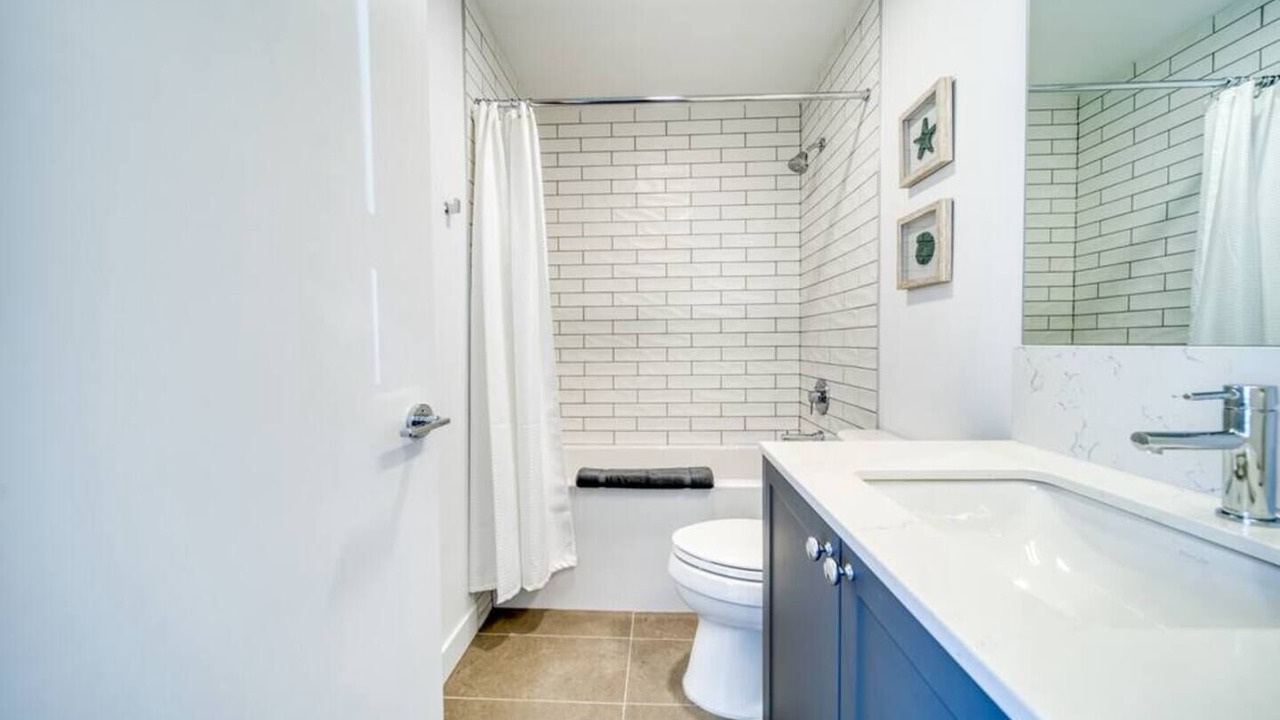 Photo of Bathroom in Sunnyside