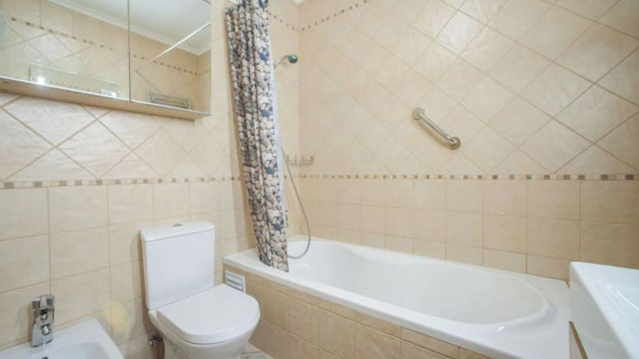 Photo of Bathroom in Fuseta