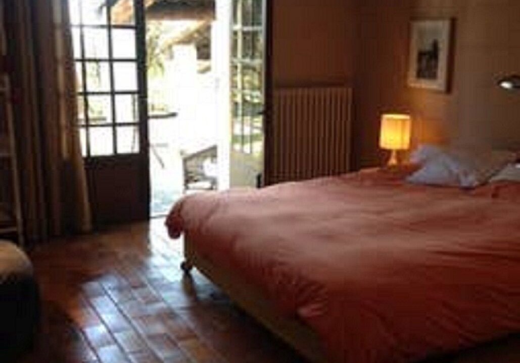 Photo of Bedroom in Sorgues