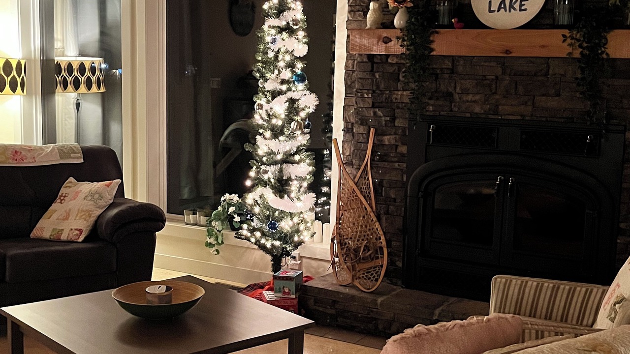 Photo of Livingroom in Division No. 7