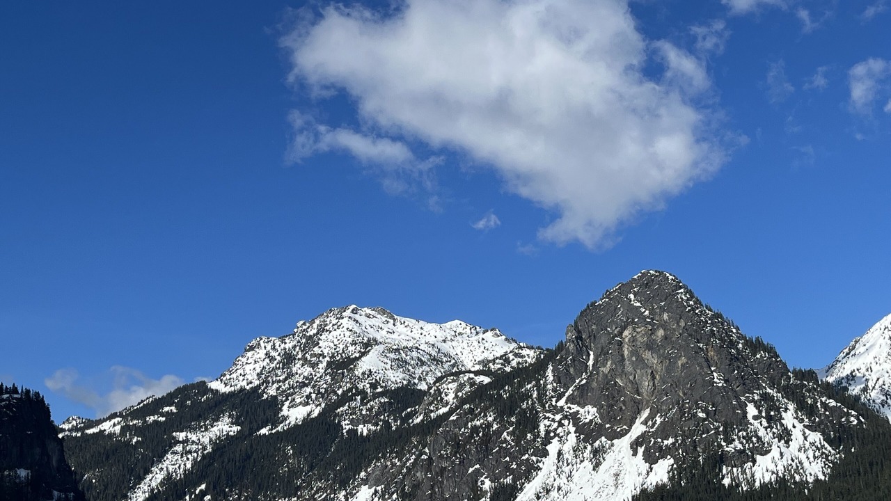 Photo of Others in Snoqualmie Pass