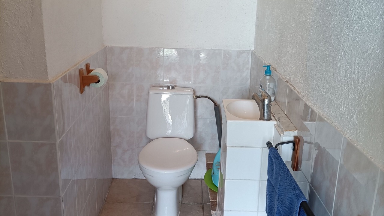 Photo of Bathroom in Haimps