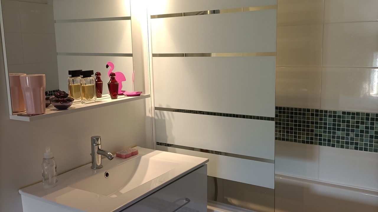 Photo of Bathroom in Haimps