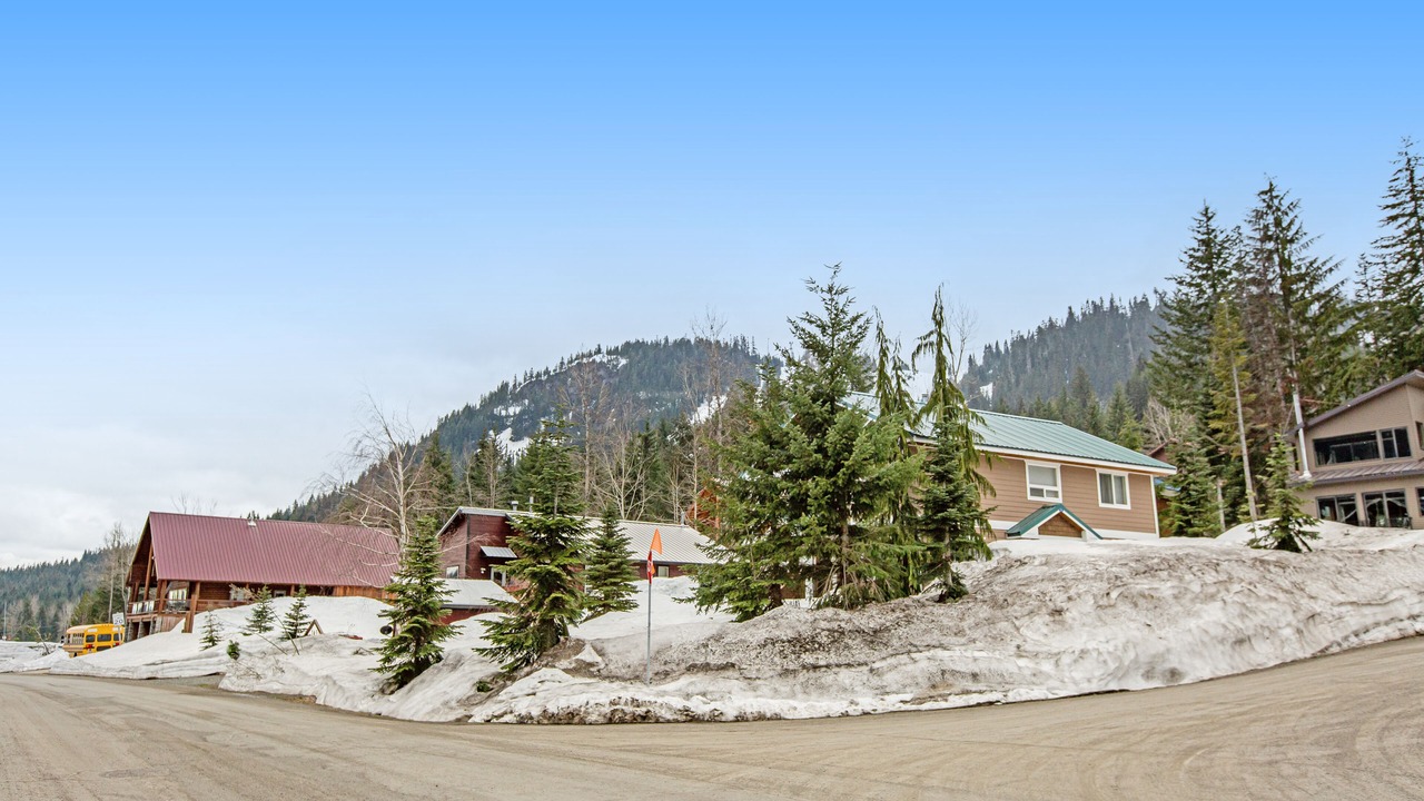 Photo of Outdoor in Hyak