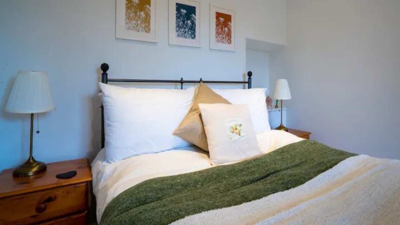 Photo of Bedroom in Lechlade