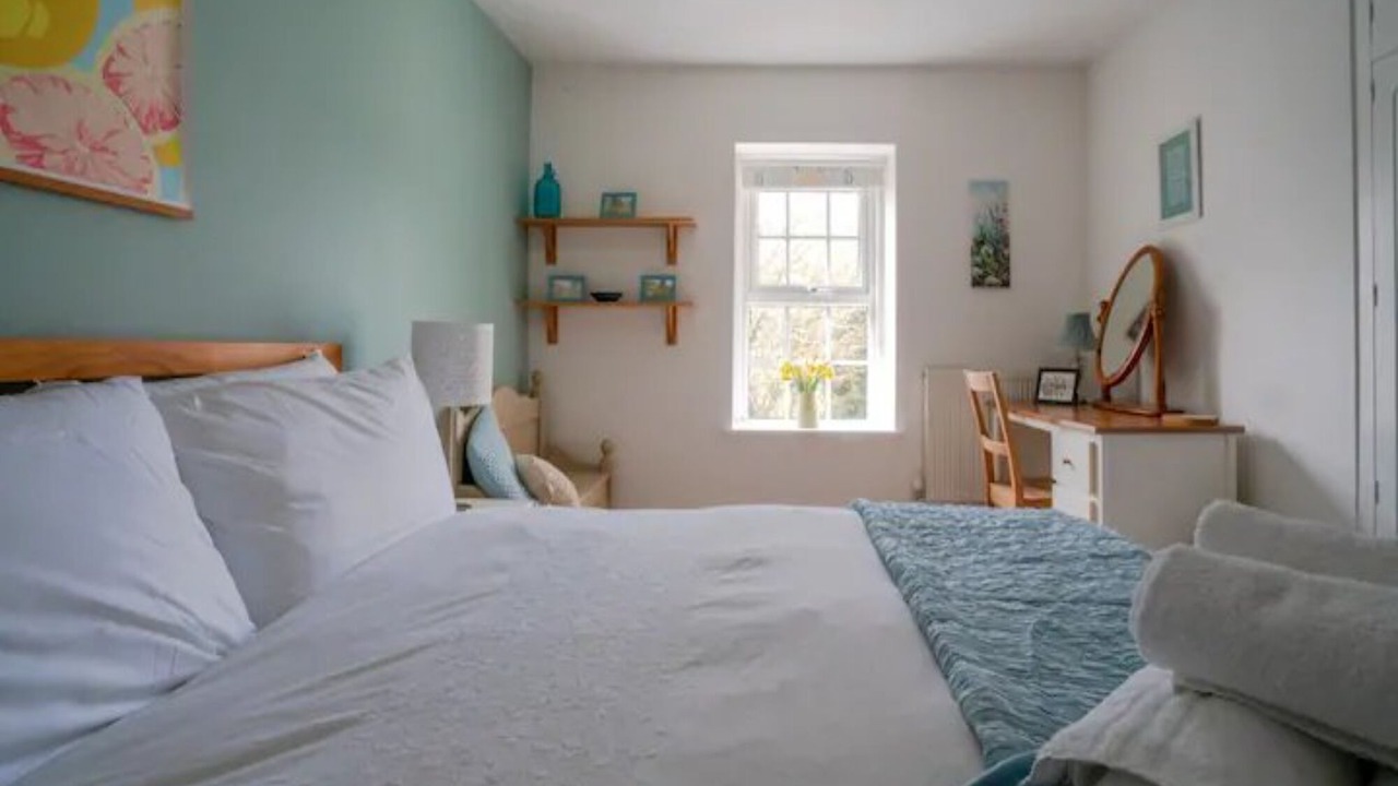Photo of Bedroom in Lechlade