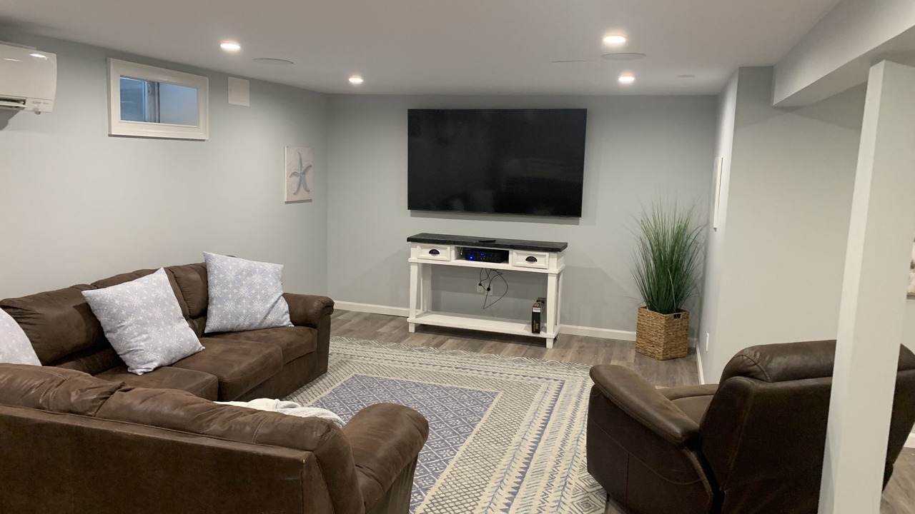 Photo of Livingroom in Southold