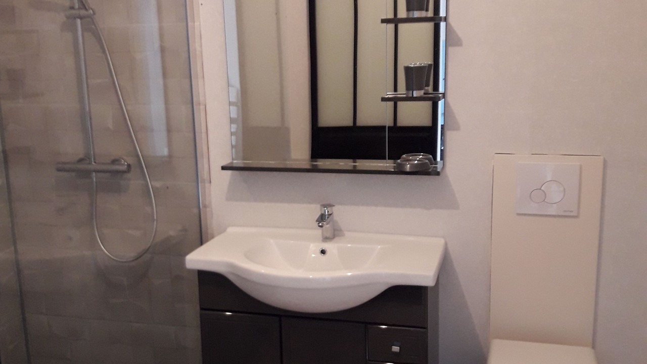 Photo of Bathroom in Saint-Hilaire-la-Palud