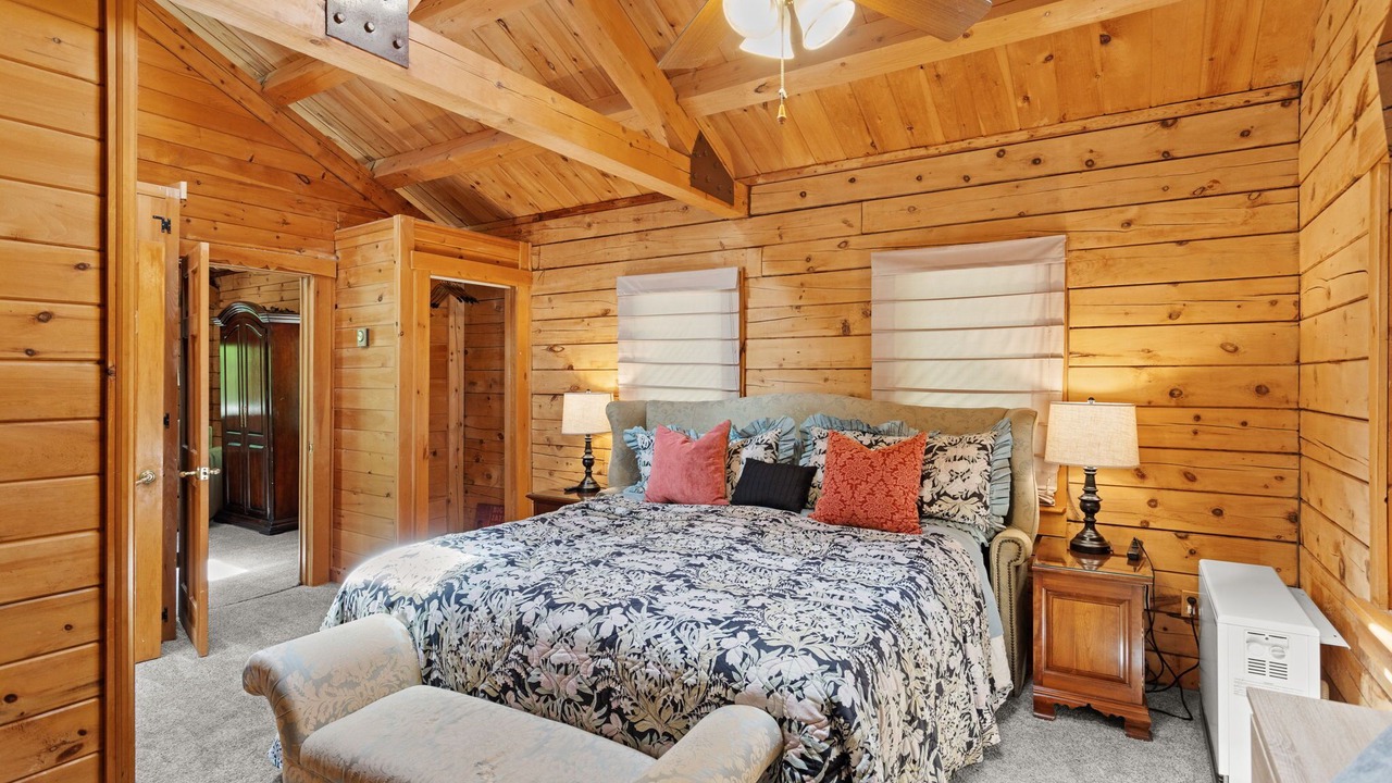 Photo of Bedroom in Springtown