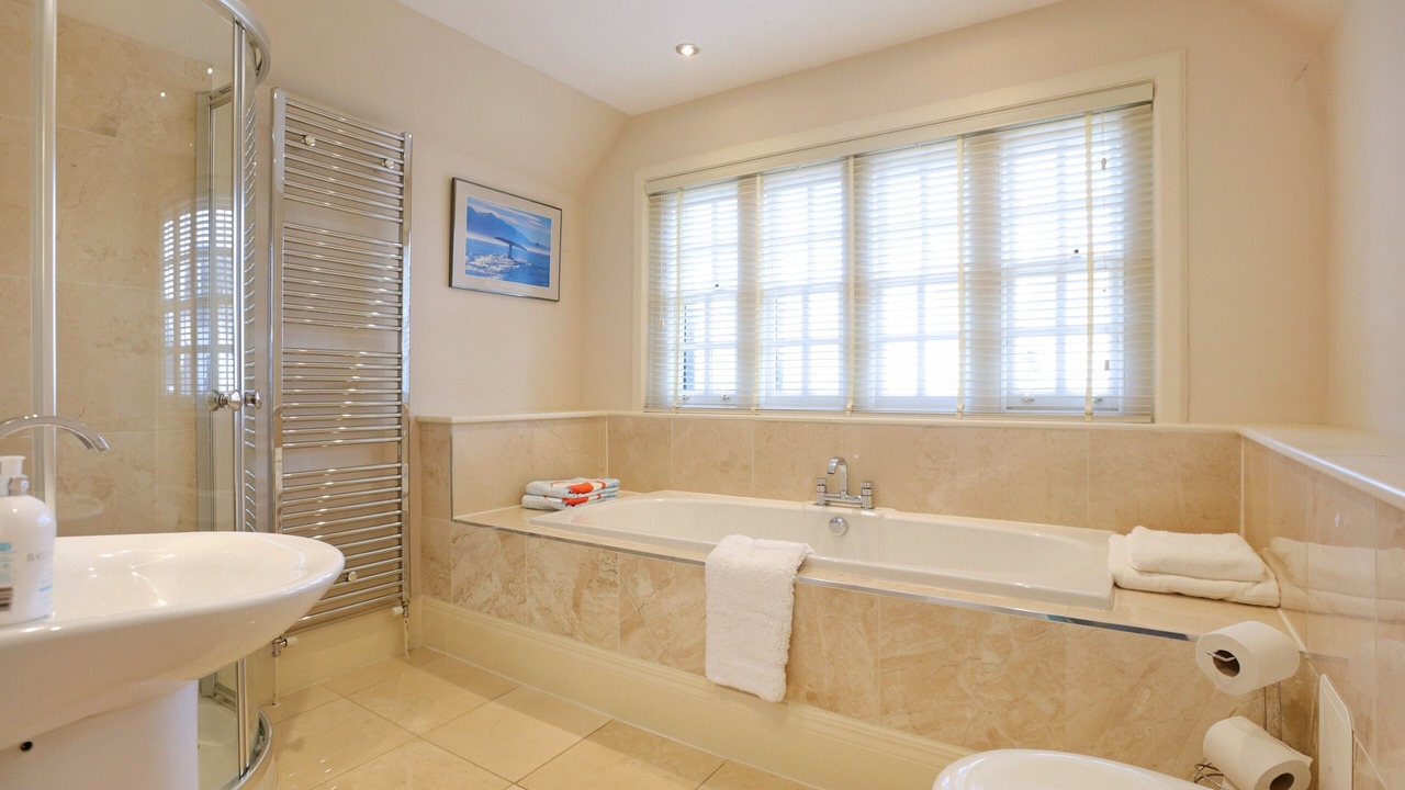Photo of Bathroom in North Berwick