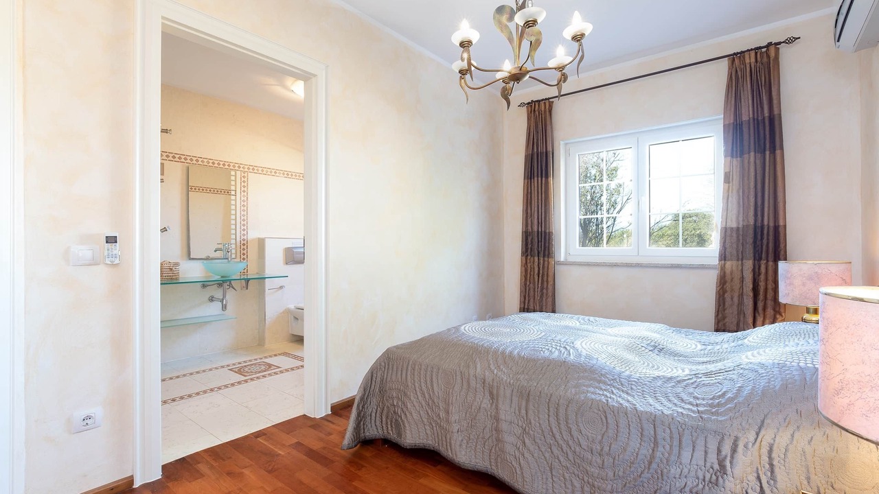 Photo of Bathroom in Perelada